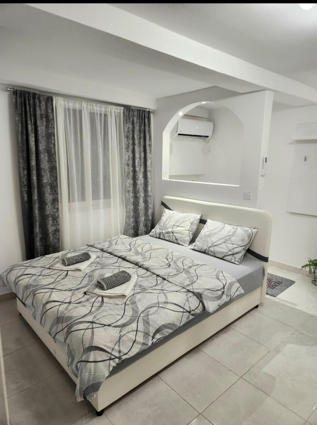 Apartment Marina Kotor Eksteriør billede