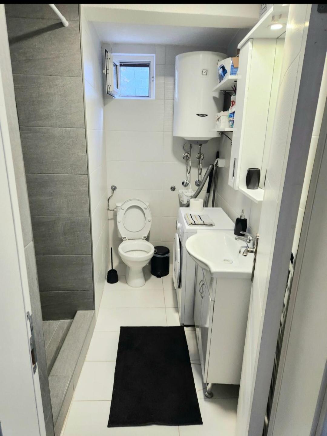 Apartment Marina Kotor Eksteriør billede